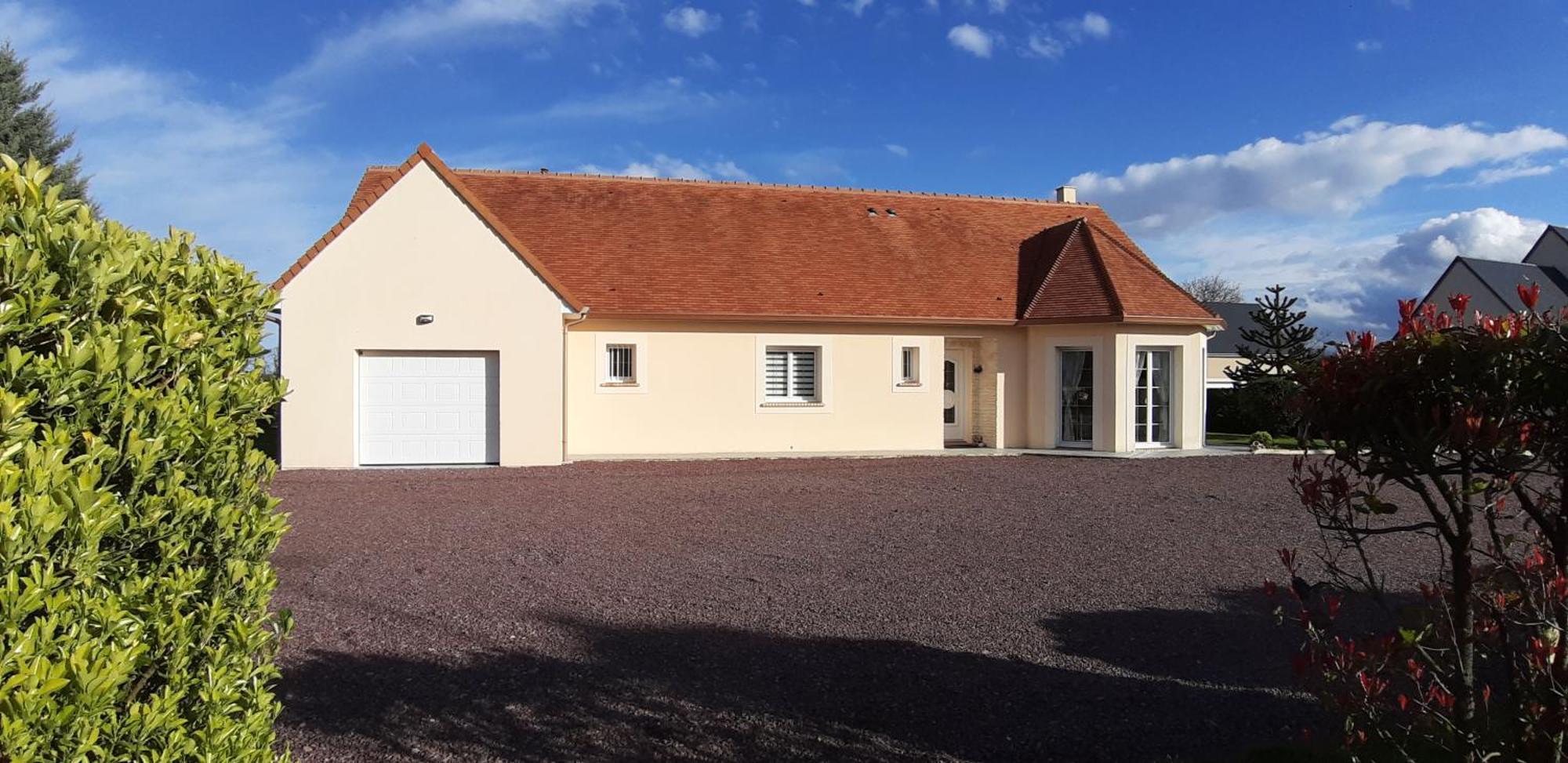 Gite "Au P'Tit Tourois" De Plain-Pied Tout Confort Avec Veranda Proche D'Omaha Beach Et De Bayeux Accueillant Les Animaux Bagian luar foto