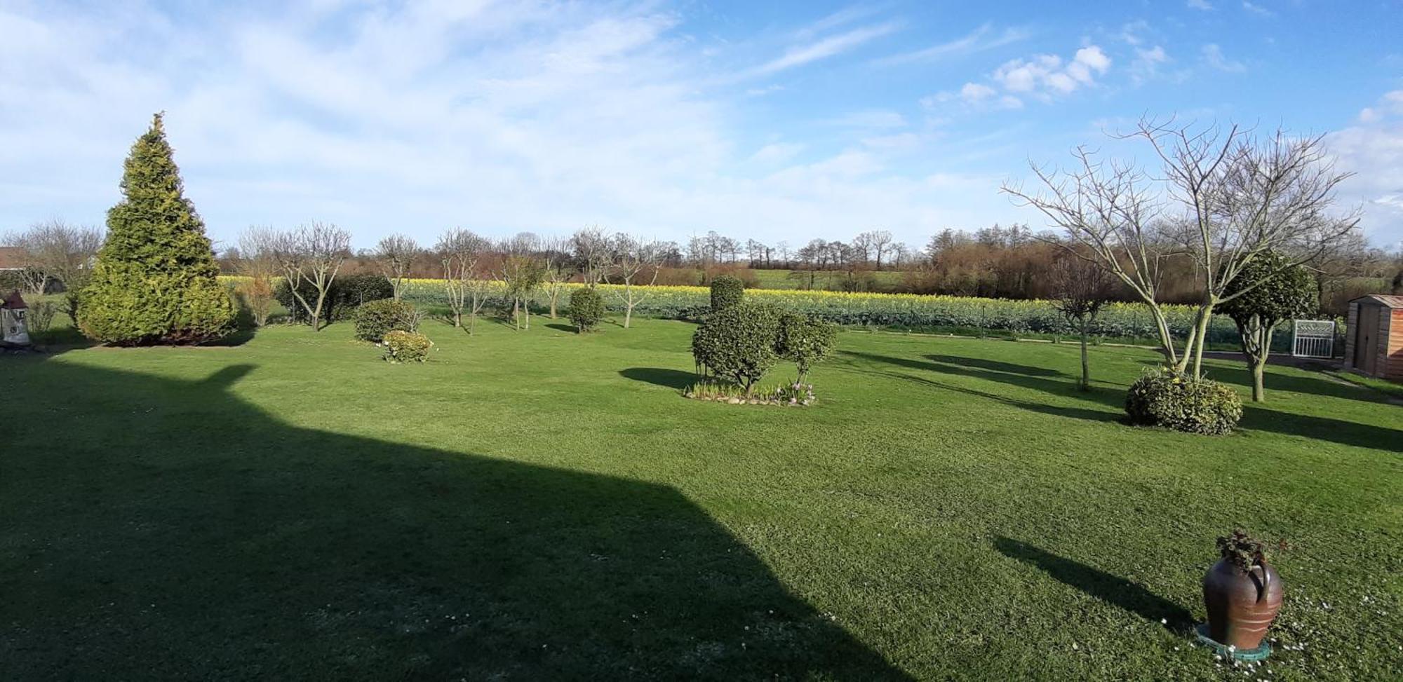 Gite "Au P'Tit Tourois" De Plain-Pied Tout Confort Avec Veranda Proche D'Omaha Beach Et De Bayeux Accueillant Les Animaux Bagian luar foto
