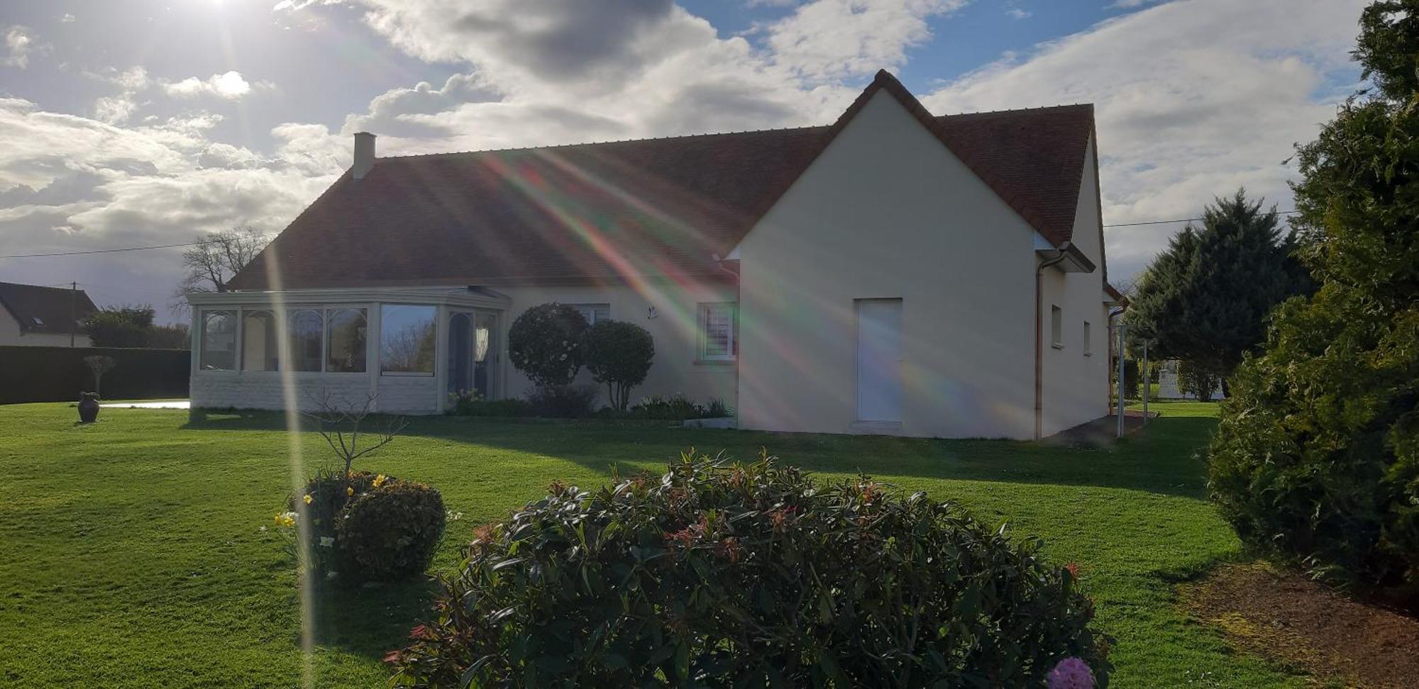 Gite "Au P'Tit Tourois" De Plain-Pied Tout Confort Avec Veranda Proche D'Omaha Beach Et De Bayeux Accueillant Les Animaux Bagian luar foto